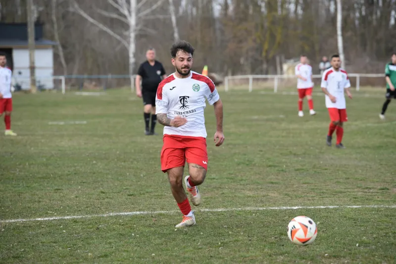 Il Fattore Fascia: Perché il Terzino Moderno È Diventato il Ruolo Più Costoso e Conteso del Calciomercato Estivo 2026